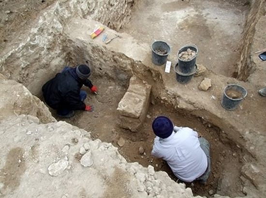 Altar found in gate-shrine of Lachish