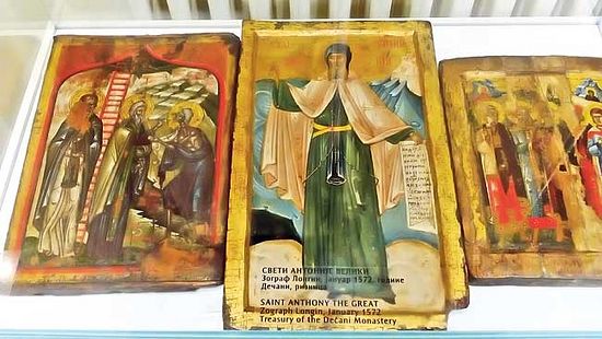 Иконе зографа Лонгина, који се сматра најбољим иконописцем друге половине 16. века (Фото Ј. Чалија)