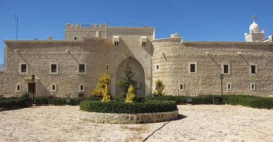 St. James' convent. Photo: http://romeartlover.tripod.com/Qara.html