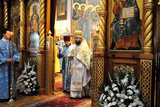Photo: http://www.synod.com/