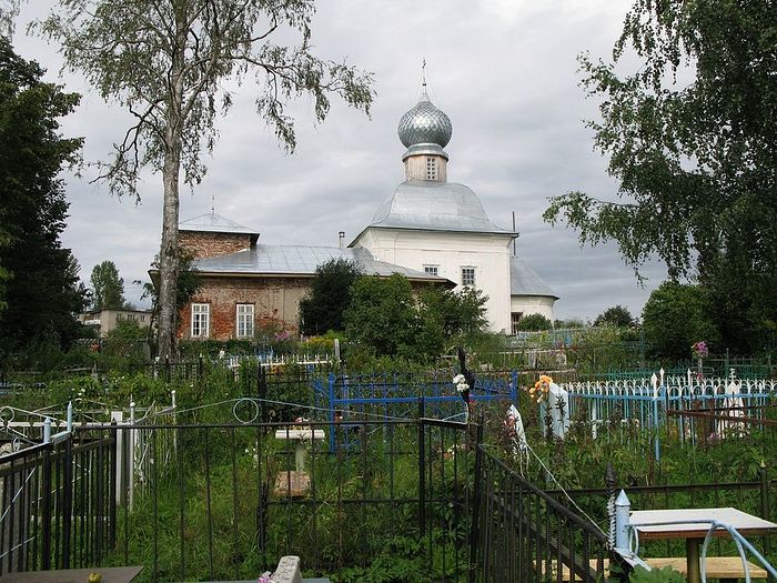 Троицкий храм. Фото: П.В. Торопов. 2008 г.