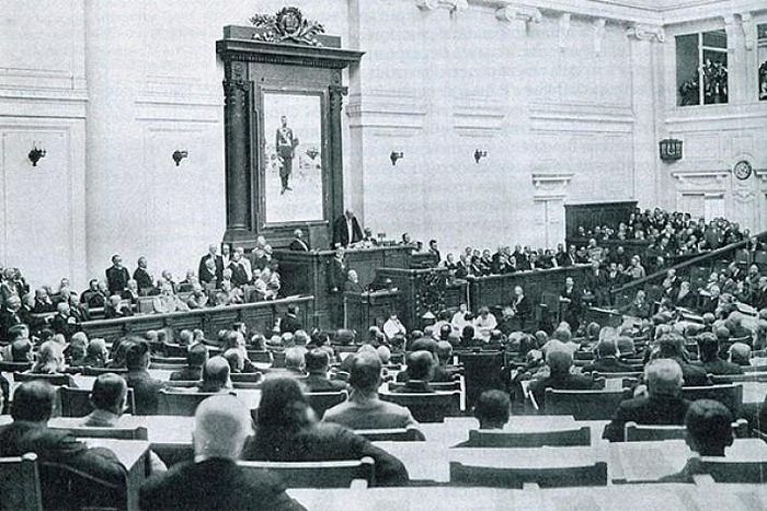 Заседание Государственной Думы 1916 года. Фото: Ohlumon / Wikipedia