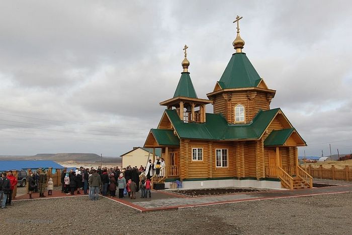 Церковь Николая Чудотворца воздвигли в самом центре села Никольское. Фото: Виктор Гуменюк