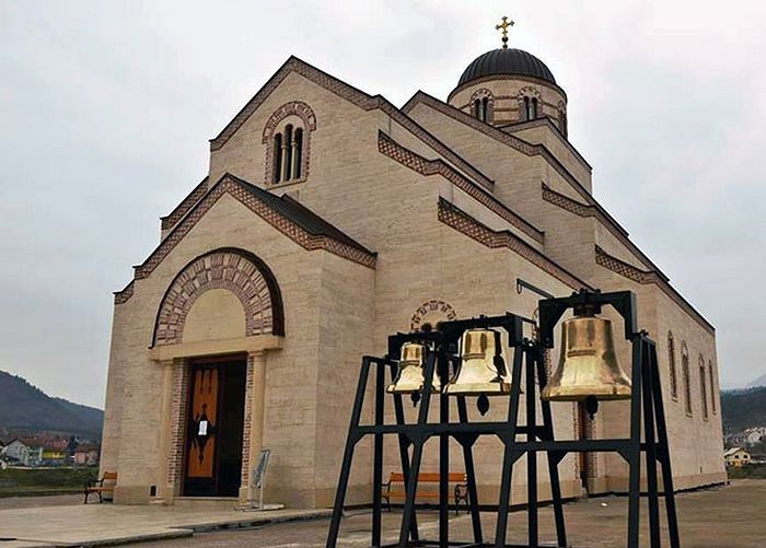 Вишеград - црквена звона испред Храма светог цара Лазара. Фото: СРНА