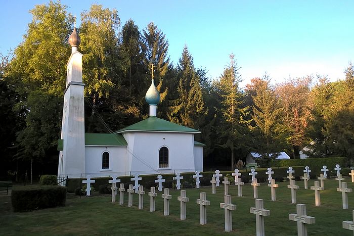Часовня на русском воинском кладбище Сент-Илер-ле-Гран