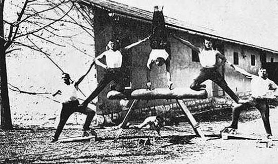 Кадети су вјежали са тадашњим соколима