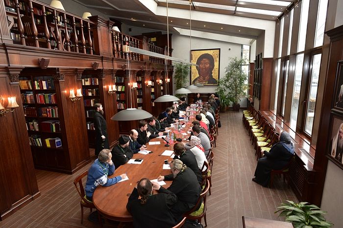 Встреча председателя Патриаршего совета по культуре епископа Егорьевского Тихона с епархиальными древлехранителями