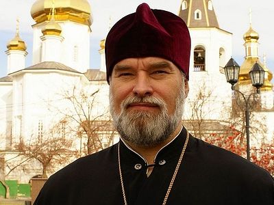 Храм или балаган?