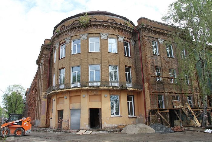 Здание будущего исторического парка в Новосибирске до реконструкции