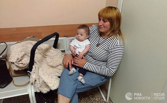 Фото: РИА Новости / Мария Шустрова. Елена с сыном, который родился благодаря предабортной консультации с психологом