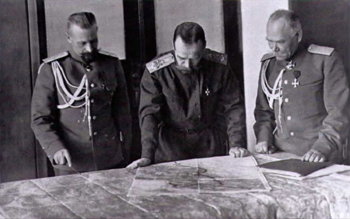 Цар Николај у Главном штабу