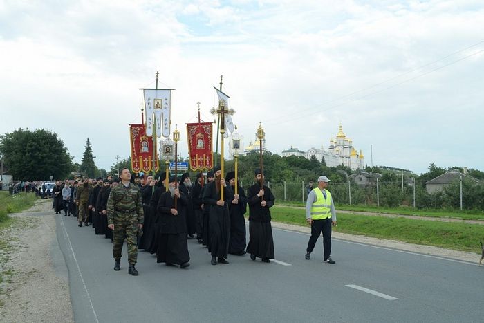 The All-Ukrainian procession of the cross. Photo by Sergey Ryzhkov.