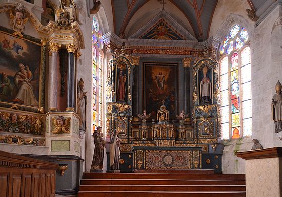 The main altar inside St. Suliau's (Tysilio's) Church in Sizun, Brittany