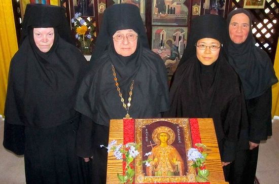 Mother Victoria and the monastery sisterhood as of 2013. Photo: pravmir.com