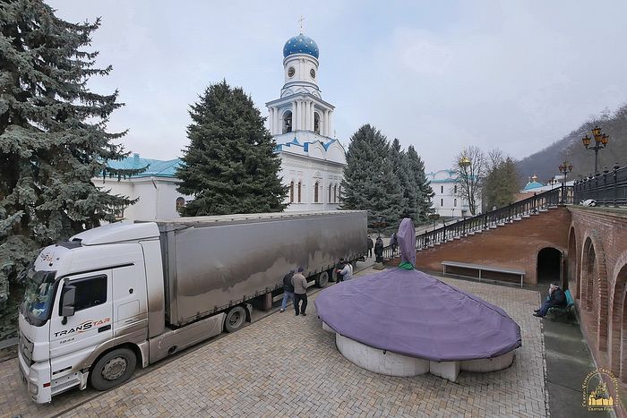 Photo: svlavra.church.ua