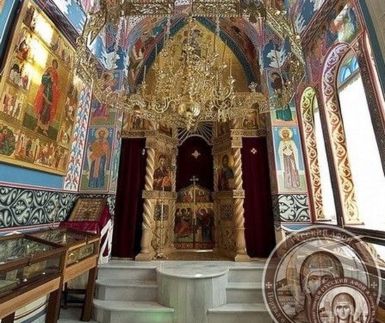 Храм святых Еввулы и Ермолая в Пантелеимоновом монастыре на Афоне