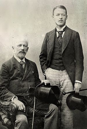 Ο Πιότρ Ιλίτς με τον ανιψιό του, Βολόντια Νταβίντοφ