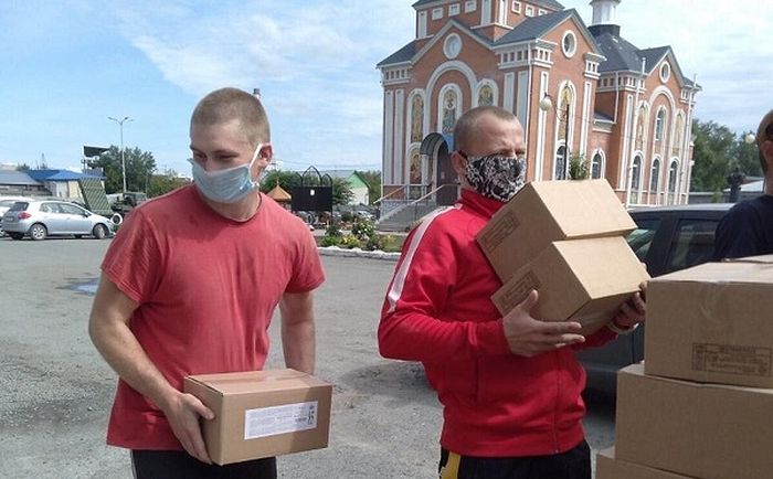 Синодальный отдел по благотворительности начал передачу средств в епархии для закупки продуктовых наборов для нуждающихся