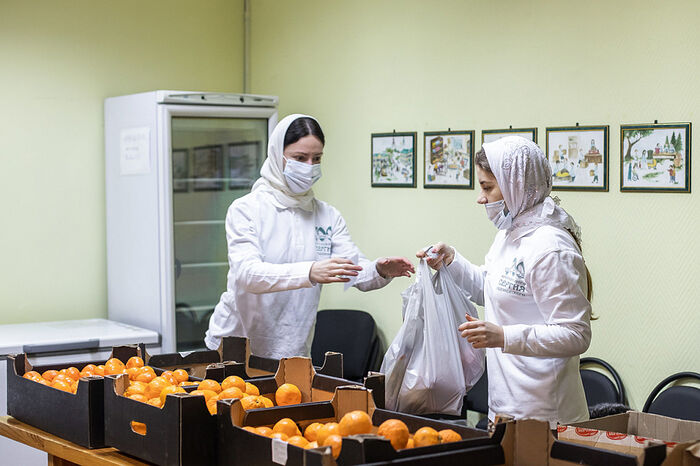 Православные волонтеры кормят беженцев, организована доставка медикаментов и продуктов в Киеве и других городах. Информационная сводка о помощи беженцам (от 7 марта 2022 года)