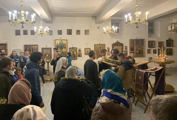 В храмах Московской епархии совершают молебны о мобилизованных воинах