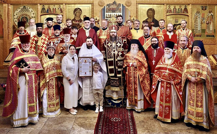 Help Wales parish purchase permanent church building