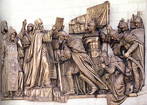 Северный фасад Храма Христа Спасителя. Благословение св. Димитрия Донского перед битвой прп. Сергием.