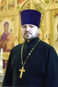 Священник Виктор Праздничный