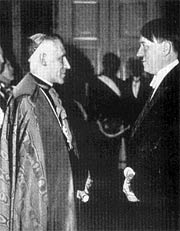 Гитлер и архиепископ Цезарь Орсениго, папский нунций в Берлине