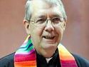 Russia expels US clergyman over plans to officiate gay wedding