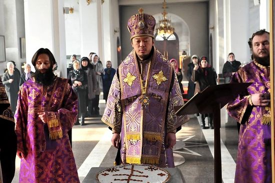 Владыка Кызыльский и Тувинский Феофан (Ким), первый православный епископ-кореец