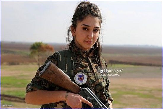 Assyrian Female Fighters Take on the Islamic State in Syria /  OrthoChristian.Com