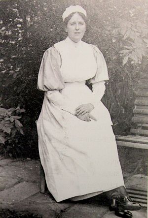 Barbara Marion Robinson while studying at the London hospital; 1923. Photo: internetsobor.org